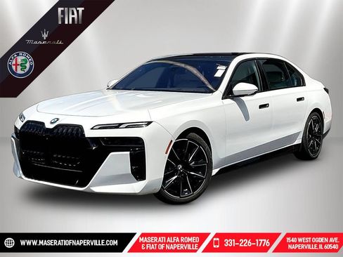Used 2023 BMW i7 xDrive60 AWD/4WD image 1