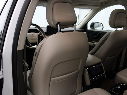 Used 2020 Lincoln Aviator Reserve w/ Equipment Group 201A image 22