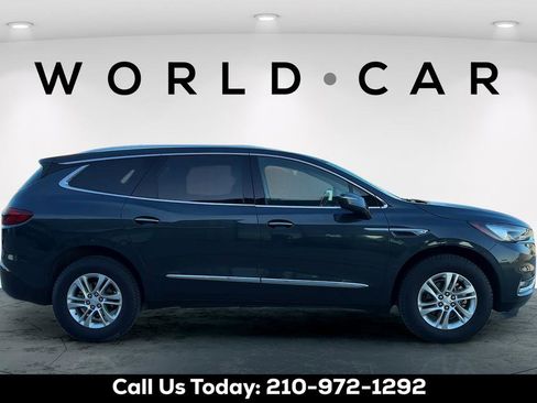 Used 2019 Buick Enclave Essence image 8
