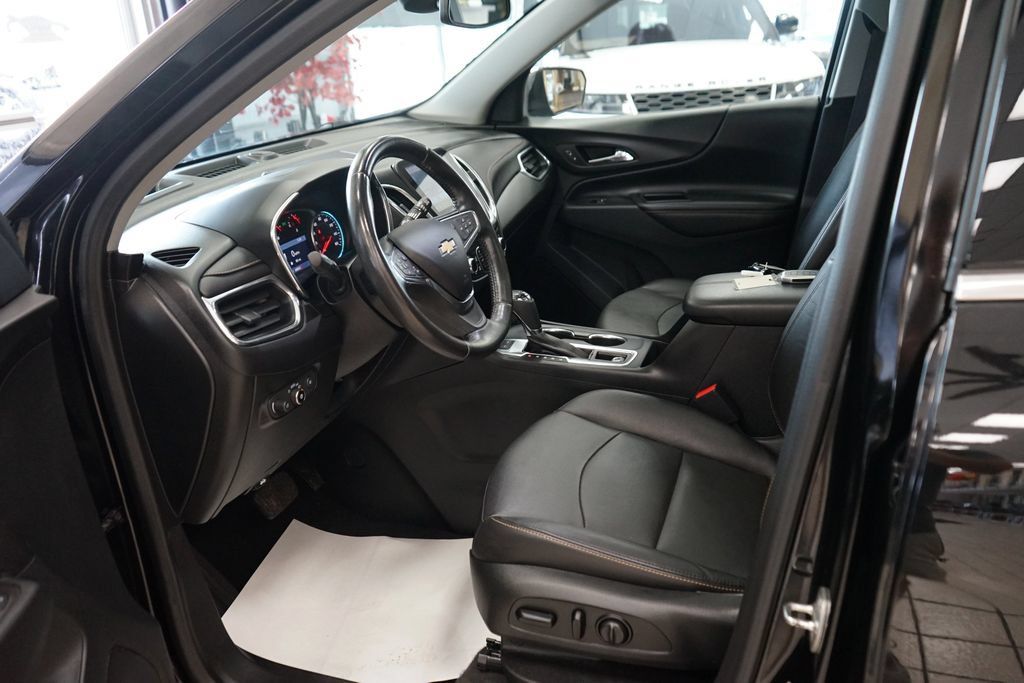 Used 2020 Chevrolet Equinox Premier AWD/4WD image 28