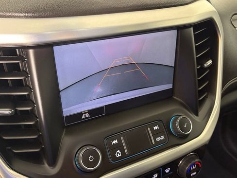 Used 2023 GMC Acadia SLT FWD image 29