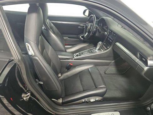 Used 2017 Porsche 911 Turbo AWD/4WD image 6