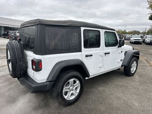 Used 2023 Jeep Wrangler Sport S image 4