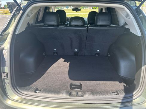 Used 2020 Jeep Compass Trailhawk AWD/4WD image 16