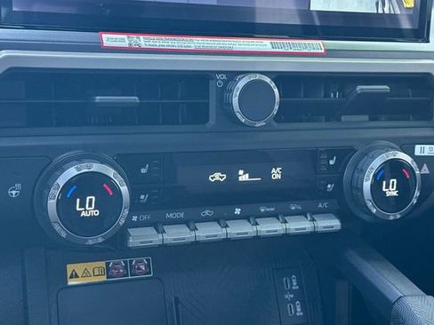 Certified 2025 Toyota Tacoma TRD Sport w/ TRD Sport Premium Package AWD/4WD image 24