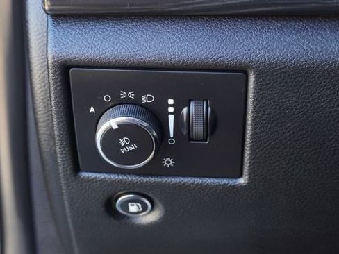 Certified 2021 Jeep Grand Cherokee Laredo image 22