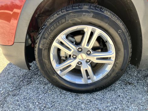 Used 2018 GMC Terrain SLE AWD/4WD image 9