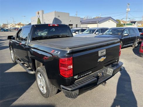 Used 2018 Chevrolet Silverado 1500 LT w/ All Star Edition image 6
