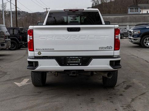 Used 2023 Chevrolet Silverado 2500 High Country image 5