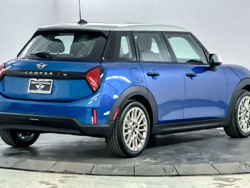 Used 2026 MINI Cooper S FWD image 2
