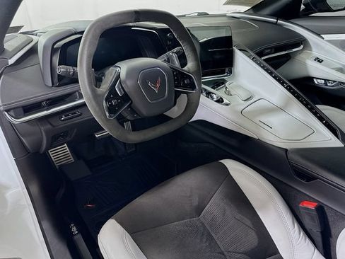 Used 2020 Chevrolet Corvette Stingray Preferred Cpe w/ 2LT Preferred Equipment Group RWD image 10