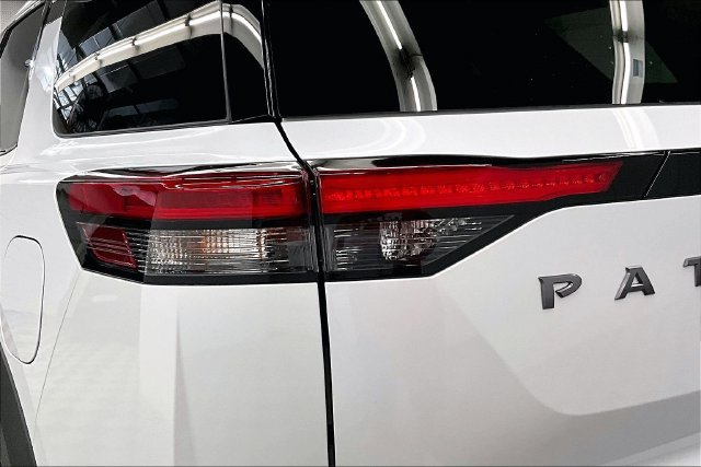 New 2026 Nissan Pathfinder SV FWD image 20
