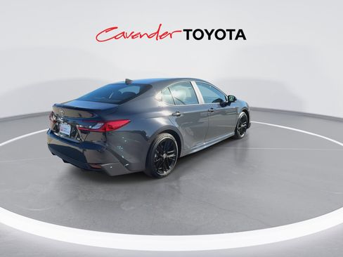 Used 2026 Toyota Camry SE image 8