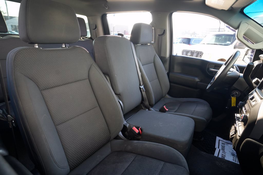 Used 2020 Chevrolet Silverado 1500 Custom Trail Boss w/ Custom Convenience Package AWD/4WD image 19