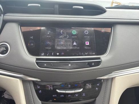 Used 2021 Cadillac XT5 Premium Luxury FWD image 13