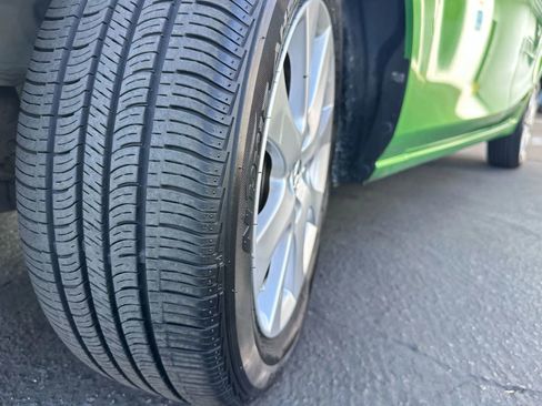 Used 2013 MAZDA MAZDA2 Touring image 52