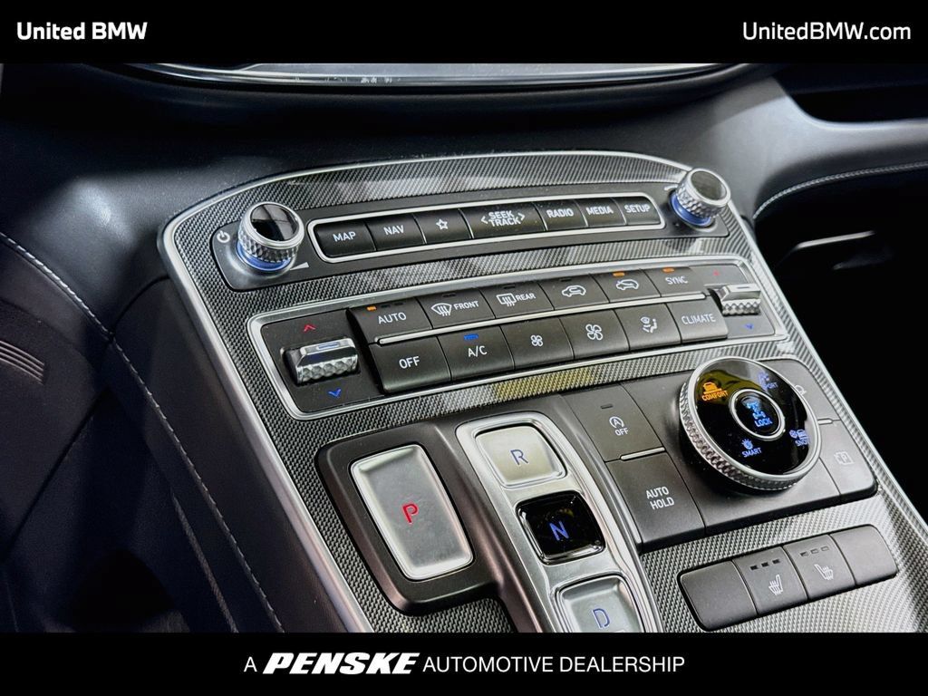 Used 2023 Hyundai Santa Fe SEL w/ Premium Package AWD/4WD image 18