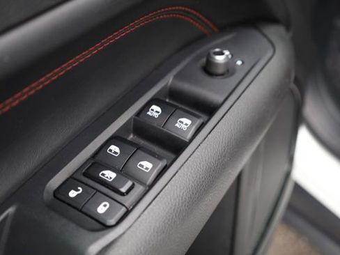 Used 2024 Jeep Compass Trailhawk image 15