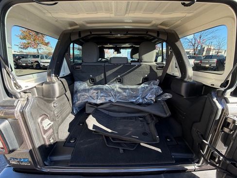 Certified 2025 Jeep Wrangler Unlimited Sport S 4xe image 32