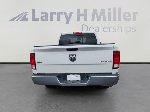 Used 2016 RAM 1500 Classic SLT image 4