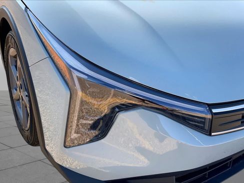Used 2025 Kia K4 FWD image 28