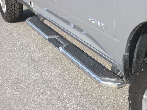 Used 2024 RAM 3500 Big Horn image 10