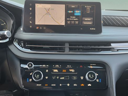 New 2026 INFINITI QX60 Autograph w/ Dark Cargo Package AWD/4WD image 17