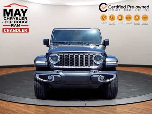 Used 2025 Jeep Wrangler Unlimited Sahara AWD/4WD image 22