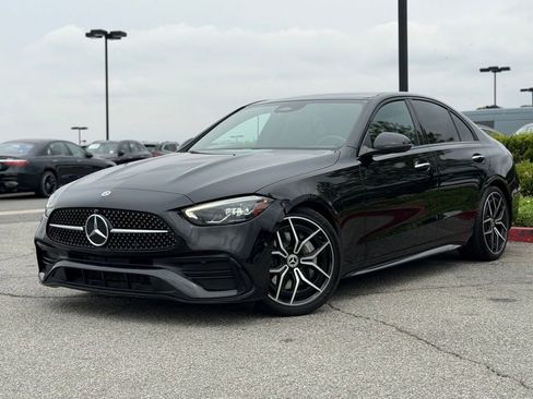 Used 2022 Mercedes-Benz C 300 Sedan image 2
