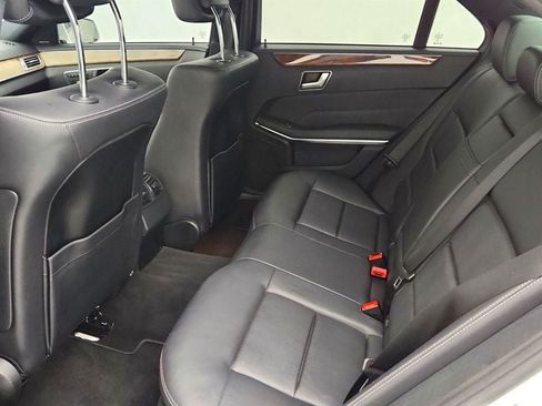 Used 2016 Mercedes-Benz E 350 Sedan image 21