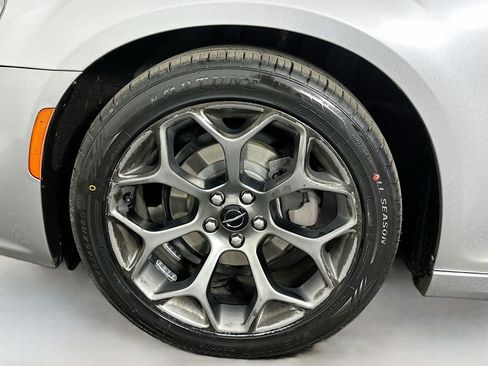 Used 2017 Chrysler 300 S w/ S Model Appearance Package image 33