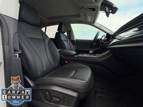 Used 2023 Audi Q8 Premium Plus image 24