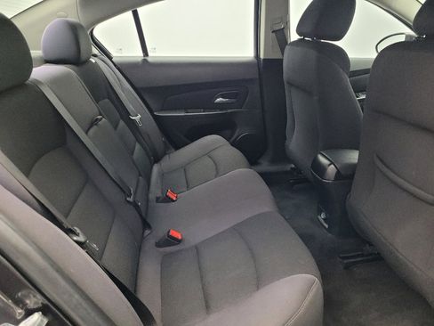 Used 2015 Chevrolet Cruze LT image 19