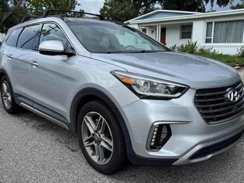 Used 2019 Hyundai Santa Fe XL FWD image 5