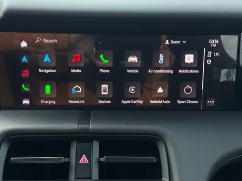 Used 2020 Porsche Taycan 4S w/ Premium Package image 29