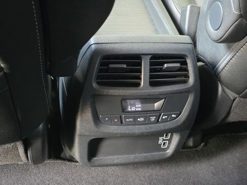 Used 2022 Honda Pilot EX-L image 11