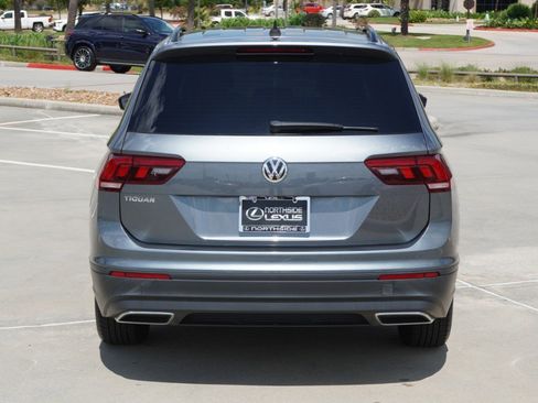 Used 2021 Volkswagen Tiguan S image 7