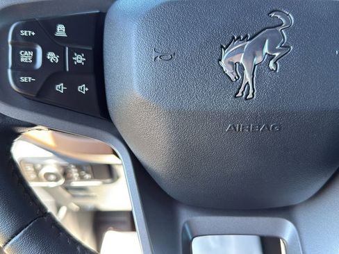 Certified 2024 Ford Bronco Outer Banks AWD/4WD image 16