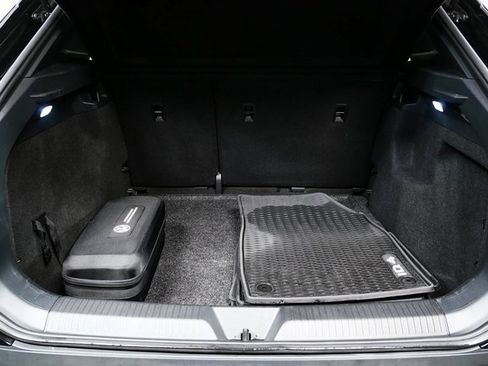 Certified 2022 Volkswagen ID.4 Pro image 25