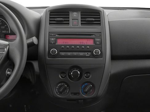 Used 2018 Nissan Versa SV FWD image 13