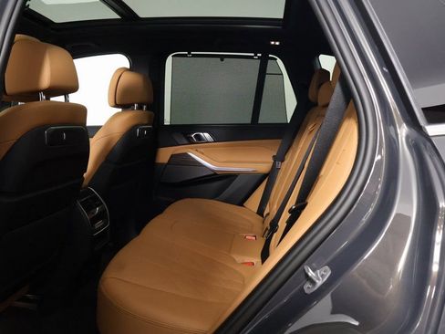 Certified 2026 BMW X5 sDrive40i w/ Climate Comfort Package RWD image 11