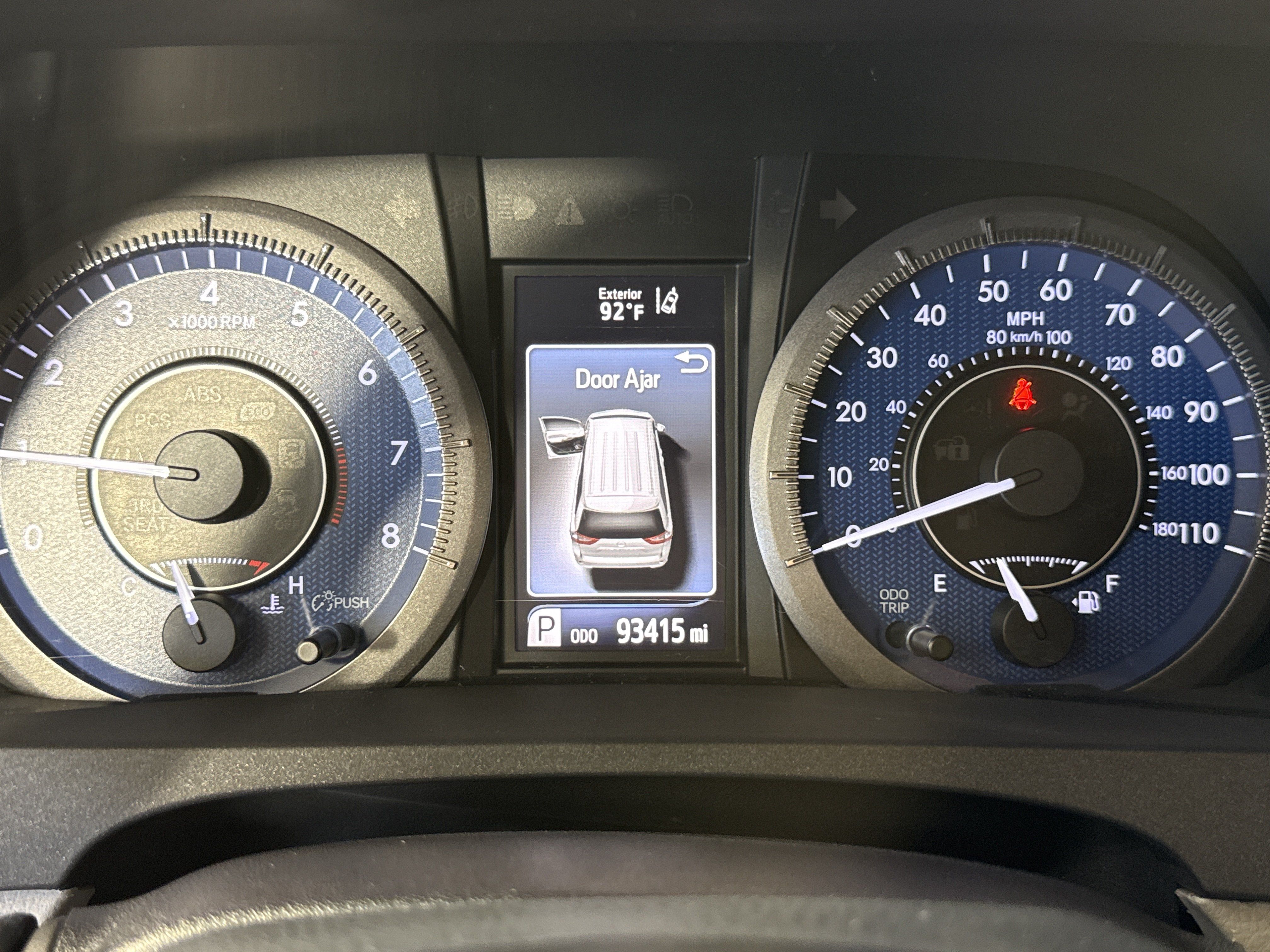 Used 2018 Toyota Sienna LE FWD image 34
