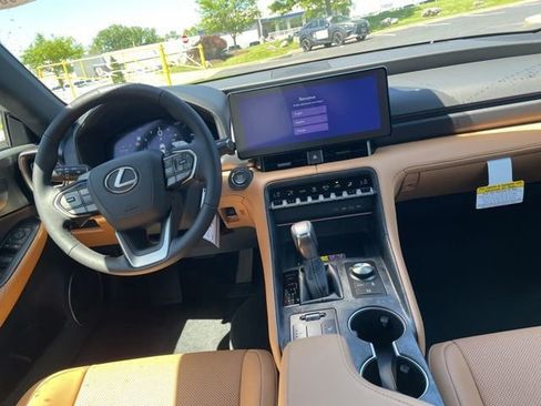New 2026 Lexus IS 350 F Sport AWD/4WD image 18