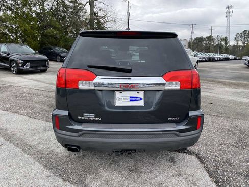 Used 2017 GMC Terrain SLE image 11