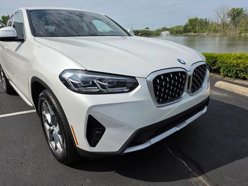 Used 2024 BMW X4 xDrive30i w/ Premium Package AWD/4WD image 14