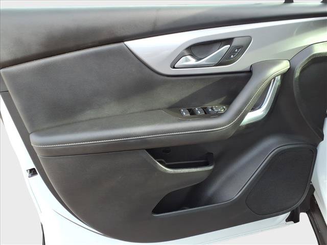 Used 2025 Chevrolet Blazer LT FWD image 14
