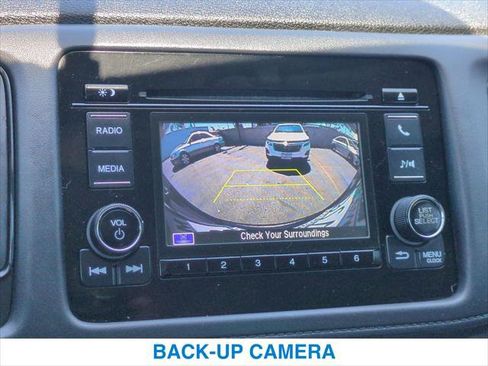 Certified 2021 Honda HR-V LX image 18