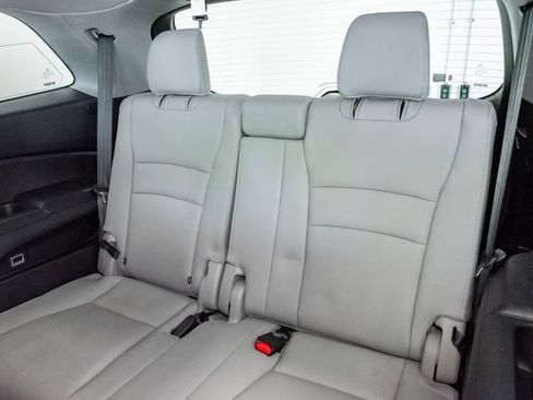 Used 2017 Honda Pilot EX-L image 26