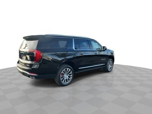 New 2026 GMC Yukon XL Denali w/ Denali Reserve Package image 8