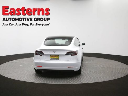 Used 2018 Tesla Model 3 Long Range RWD image 34